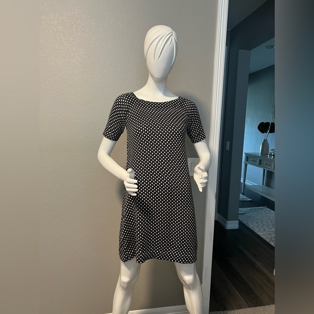 J.CREW Scoop Neck Knit Shift Dress Black & White size S